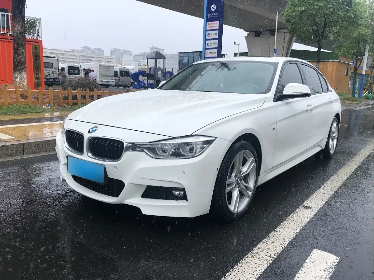 2019 BMW 3 Series 2.0T 184HP L4 8AT
