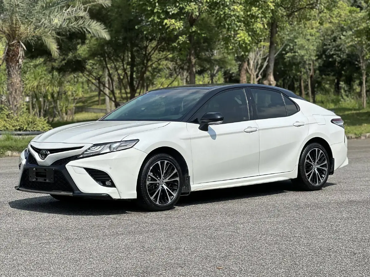 2019 Toyota Camry 2.0L 178HP L4 CVT
