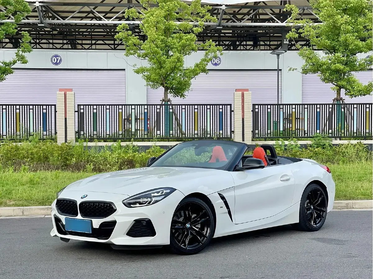 2022 BMW Z4 2.0T 197HP L4 8AT