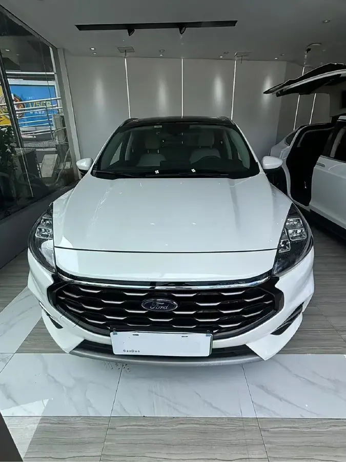 2021 Ford Escape 1.5T 170HP L3 E-CVT PHEV 15.1KWH