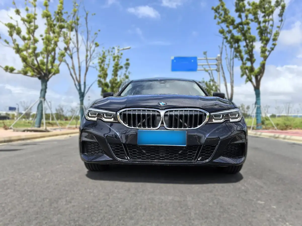 2021 BMW 3 Series 2.0T 184HP L4 8AT
