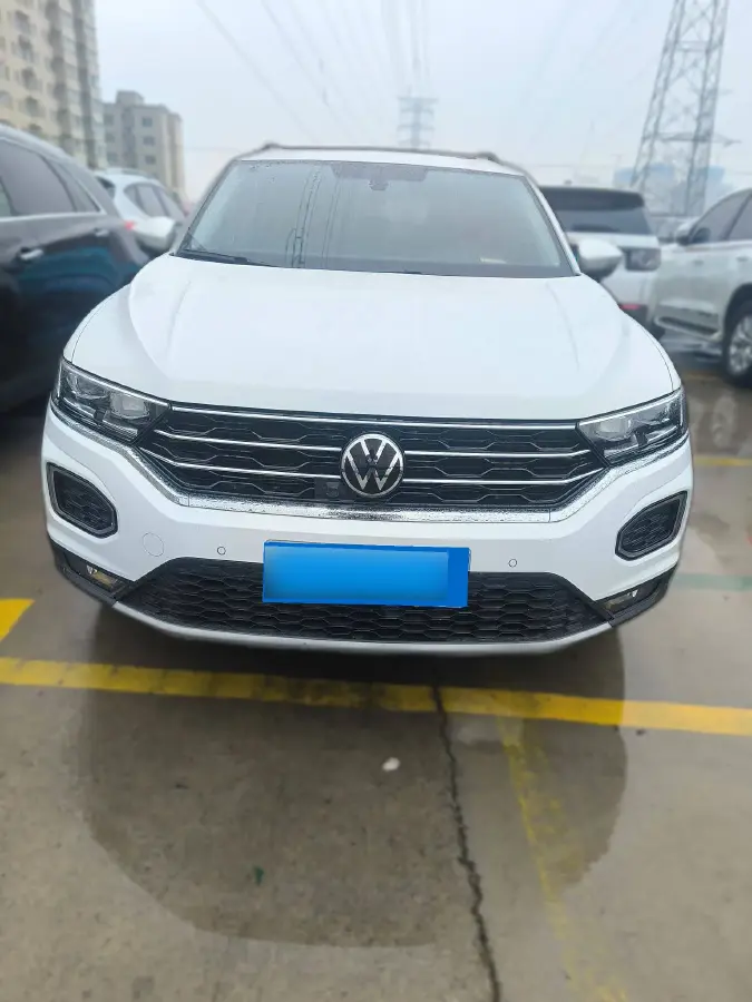 2022 Volkswagen T-Roc 1.4T 150HP L4 7DCT
