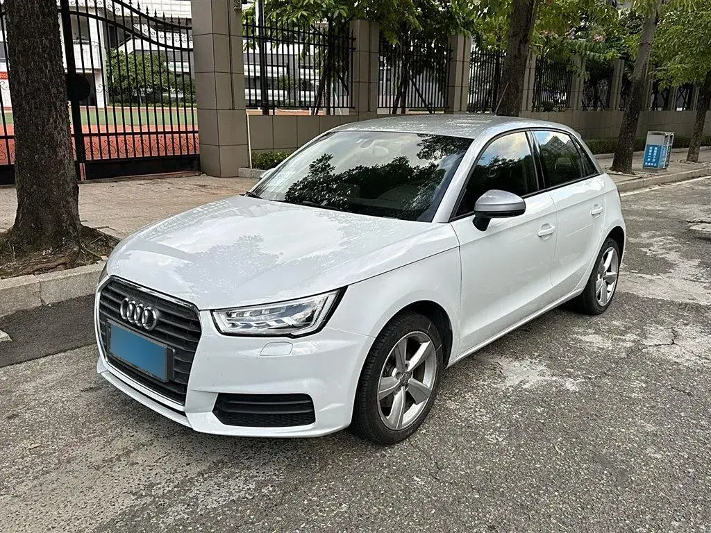 2016 Audi A1 1.4T 125HP L4 7DCT