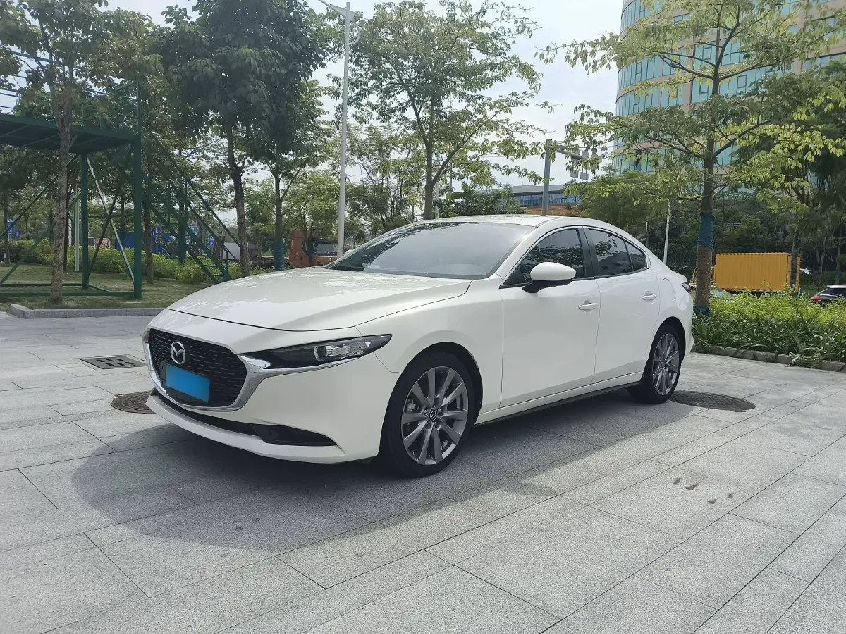 2020 Mazda 3 Axela 2.0L 158HP L4 6AT