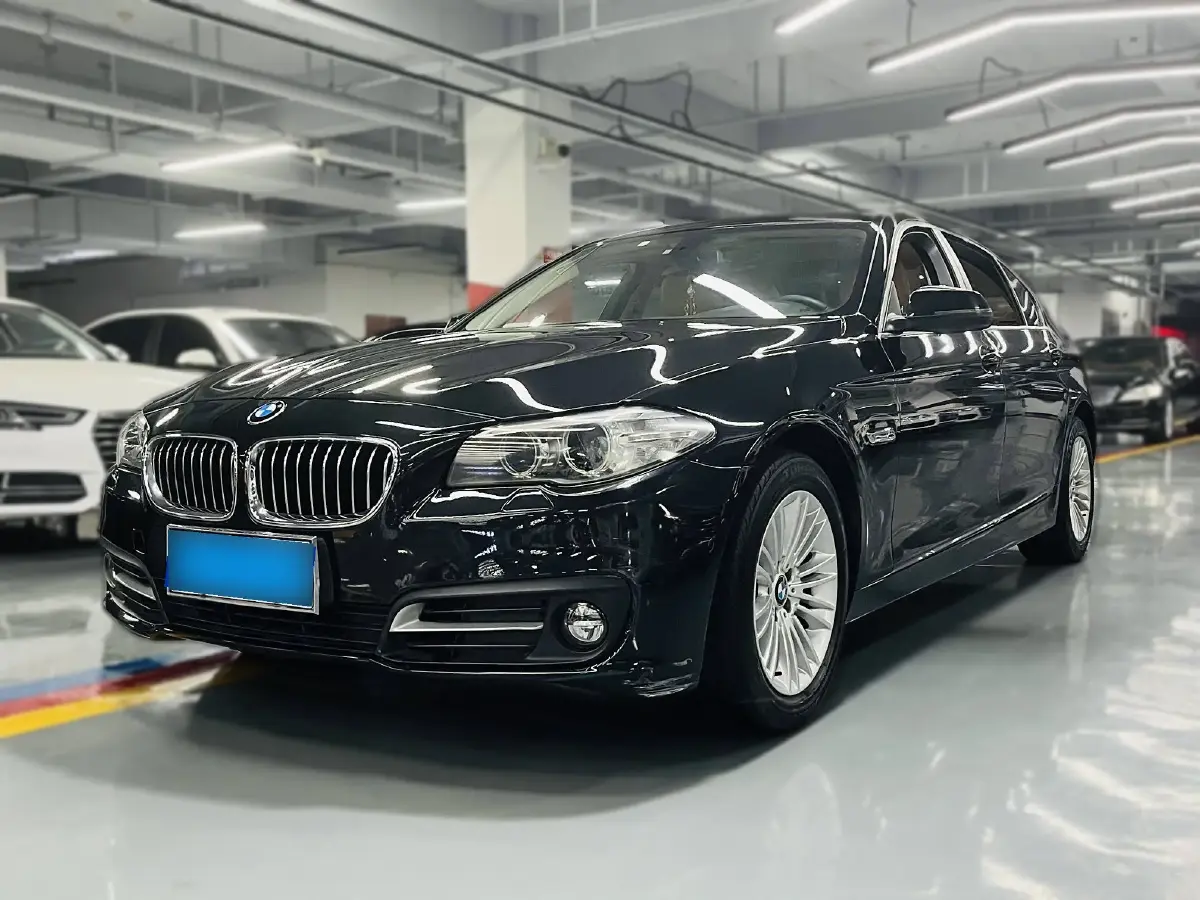 2014 BMW 5 Series 2.0T 218HP L4 8AT
