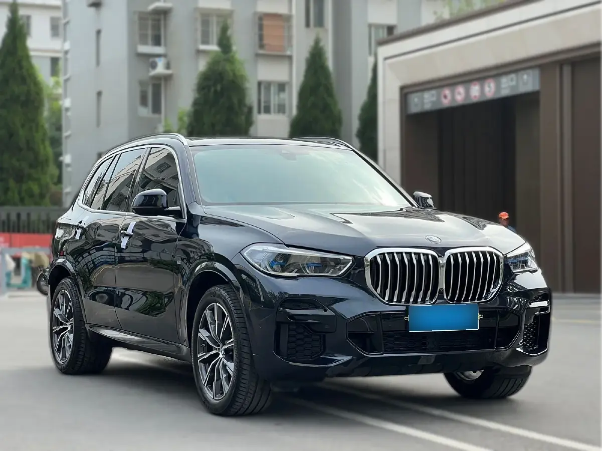 2022 BMW X5 3.0T 340HP L6 8AT