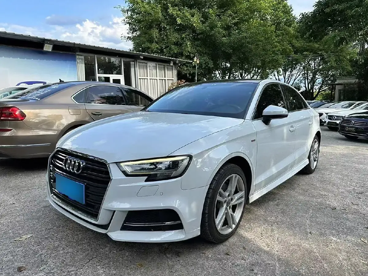 2018 Audi A3 1.4T 150HP L4 7DCT