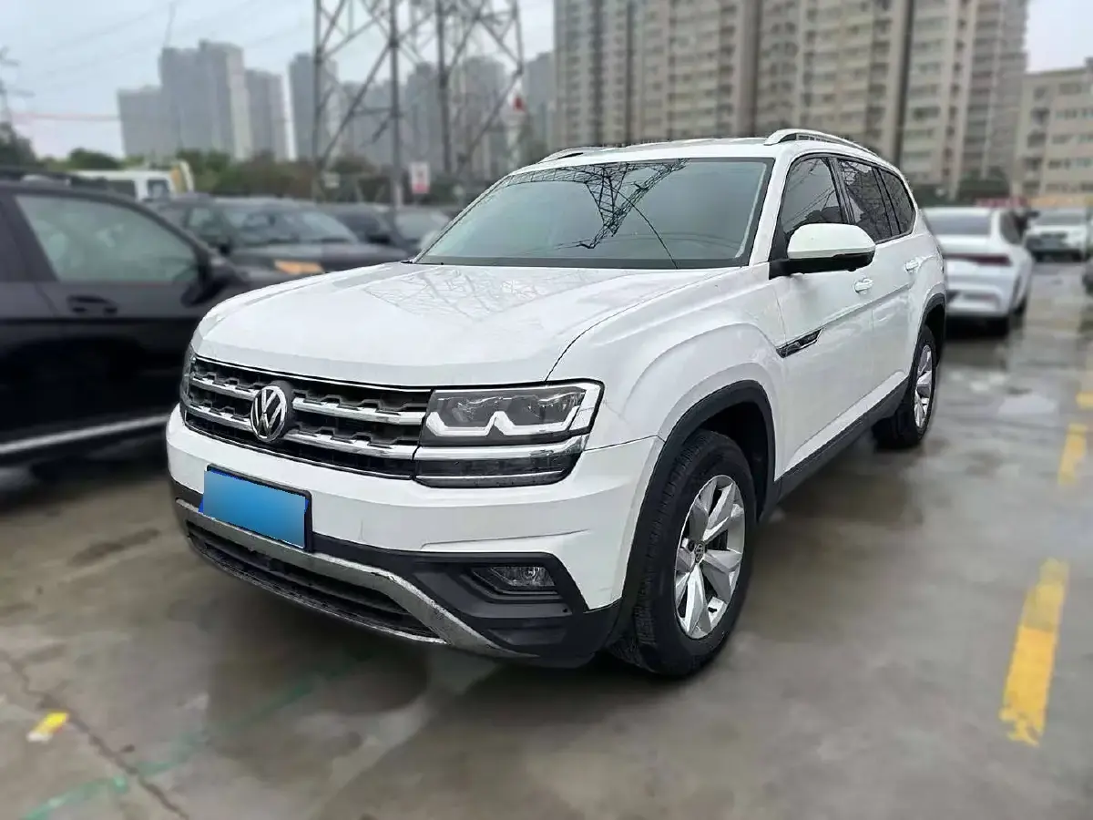 2017 Volkswagen Teramont 2.0T 220HP L4 7DCT