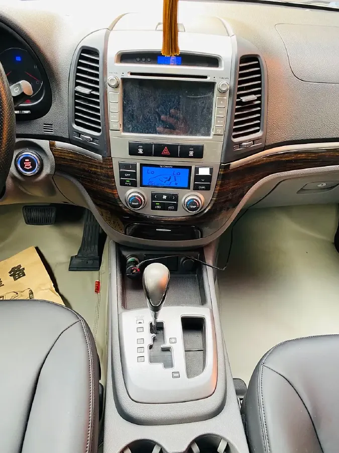2012 Hyundai Santafe Classic 2.4L 174HP L4 6AT,autocango,china used car exporter,china ev exporter,chinese used car exporter,chinese used ev exporter