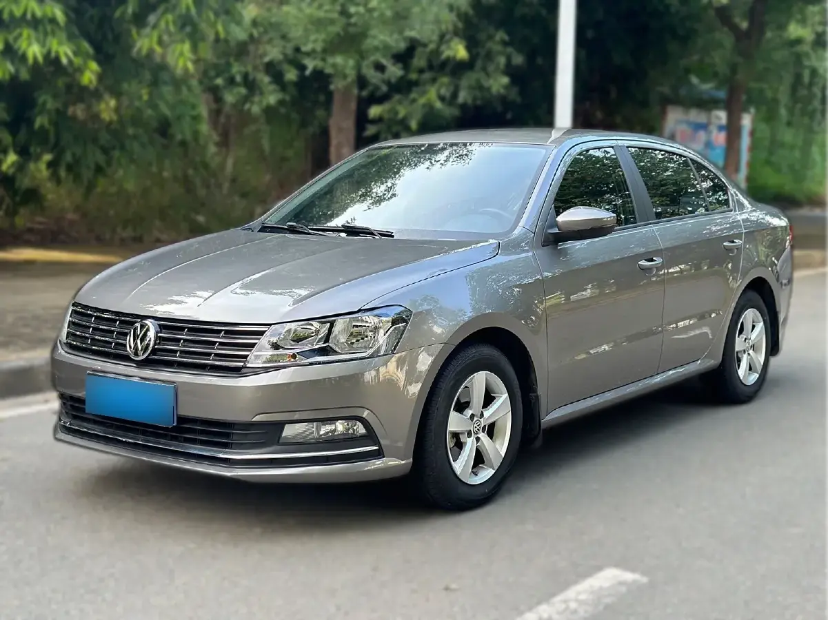 2015 Volkswagen Lavida 1.6L 110HP L4 6AT