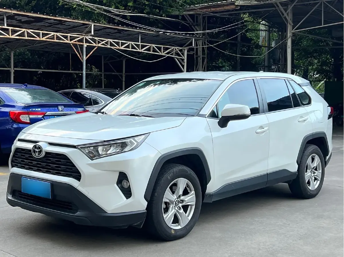 2021 Toyota RAV4 2.0L 171HP L4 CVT
