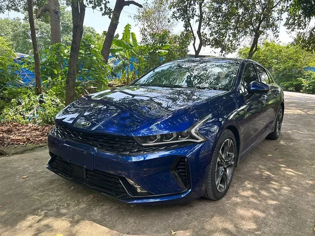 2020 Kia K5 2.0T 240HP L4 8AT
