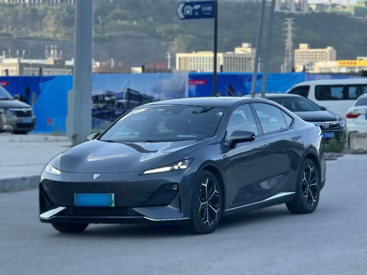 2023 Deepal SL03 1.5L 95HP L4 REEV 28.39KWH