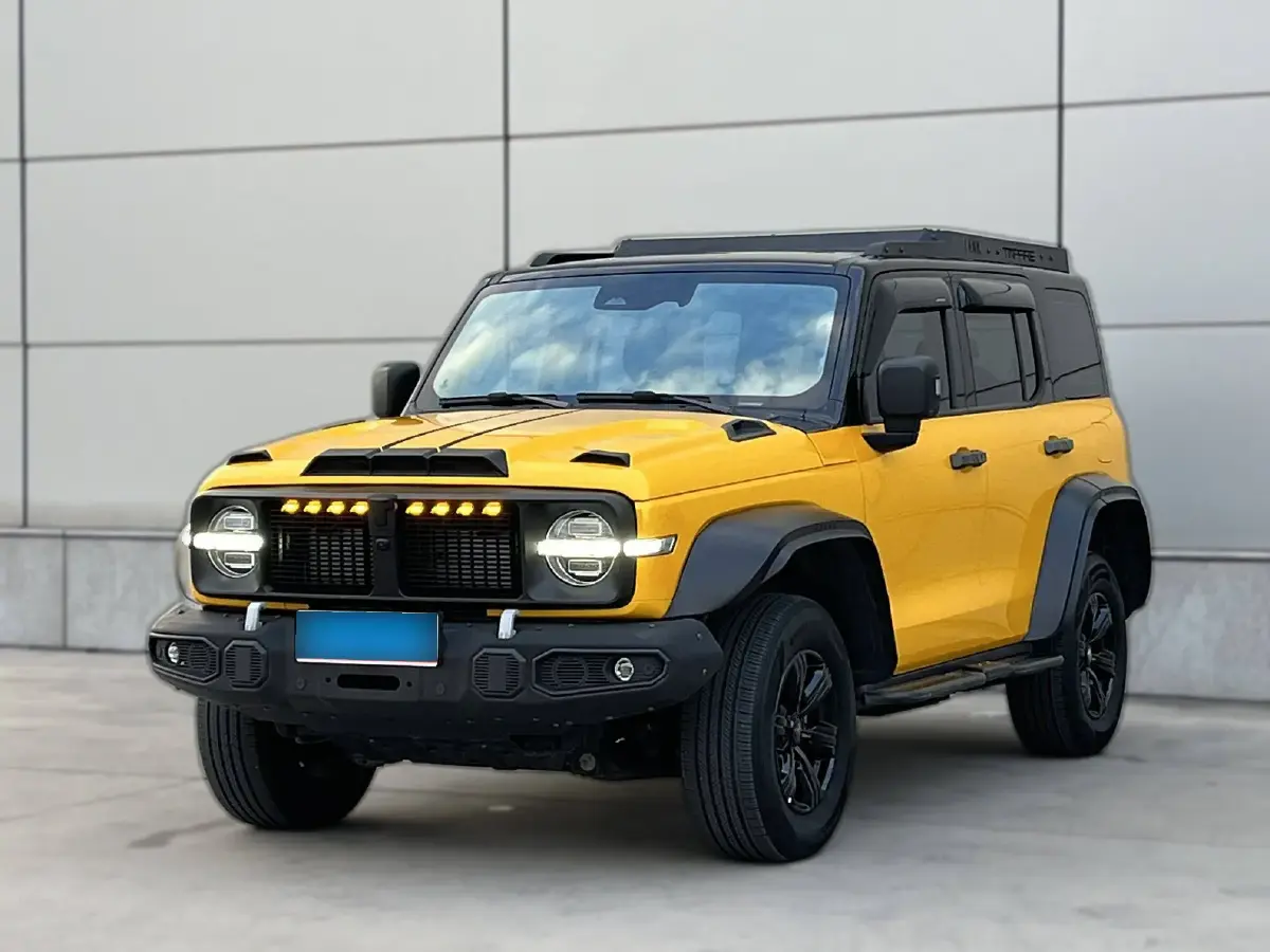 2023 Tank 300 2.0T 227HP L4 8AT