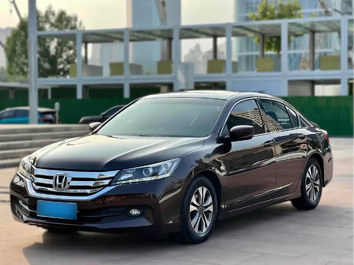 2014 Honda Accord 2.0L 155HP L4 CVT