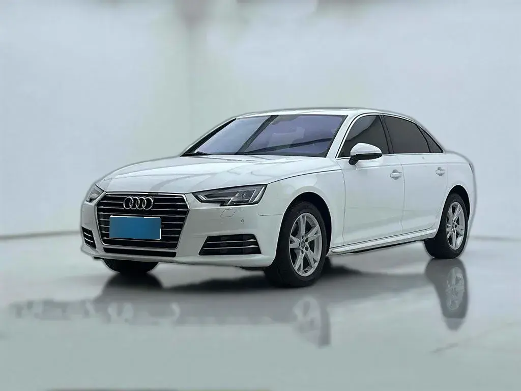 2018 Audi A4L 2.0T 190HP L4 7DCT