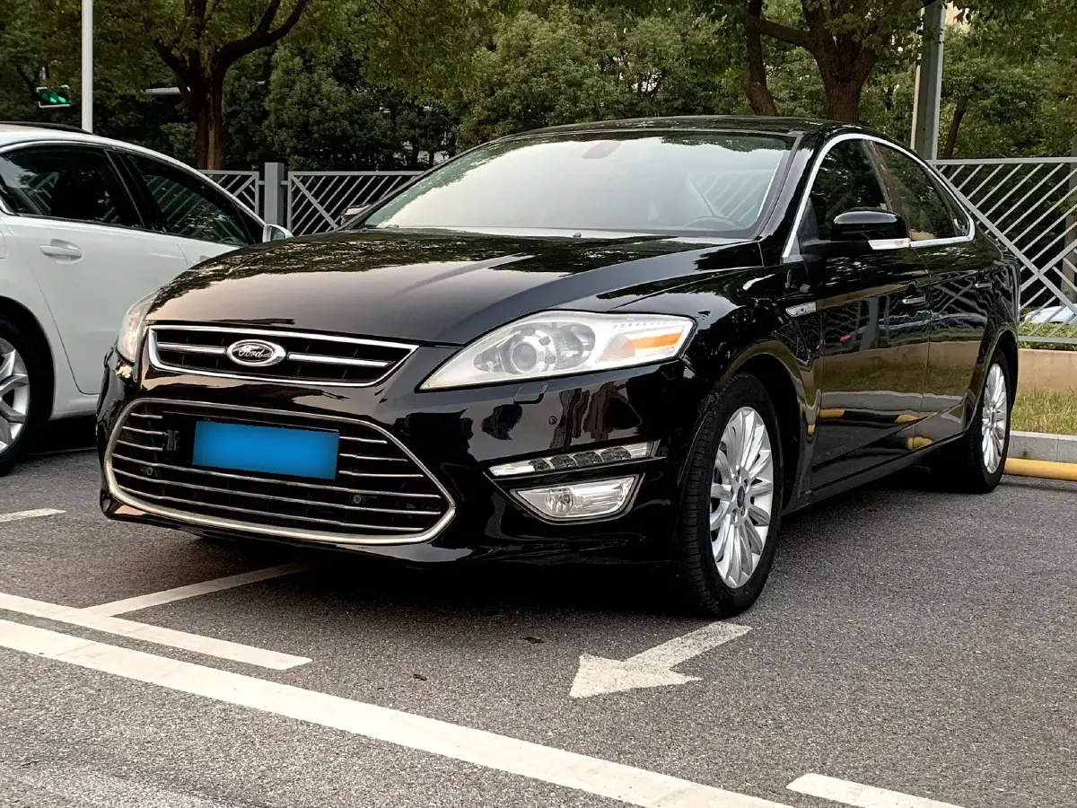 2011 Ford Mondeo 2.0T 203HP L4 6DCT