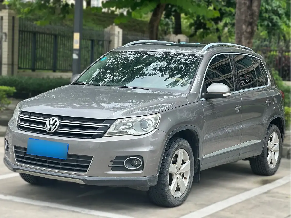 2010 Volkswagen Tiguan 1.8T 160HP L4 6AT