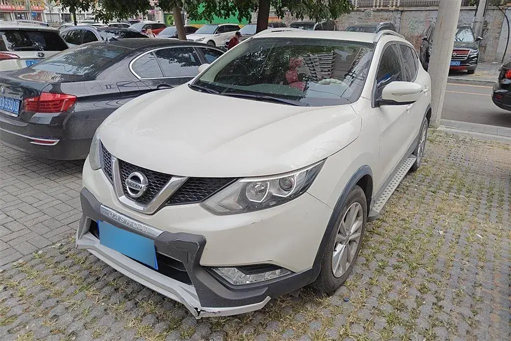 2017 Nissan Qashqai 2.0L 150HP L4 CVT