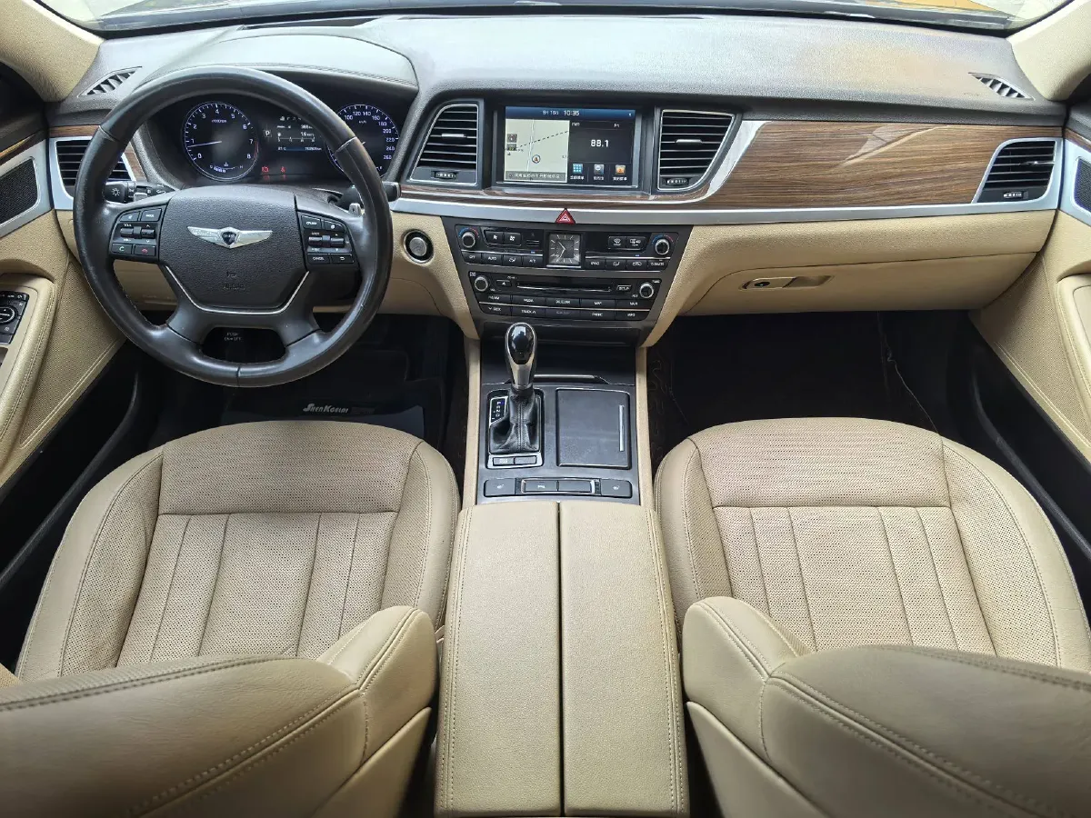 2015 Hyundai Cenesis 3.0L 257HP V6 8AT,autocango,china used car exporter,china ev exporter,chinese used car exporter,chinese used ev exporter