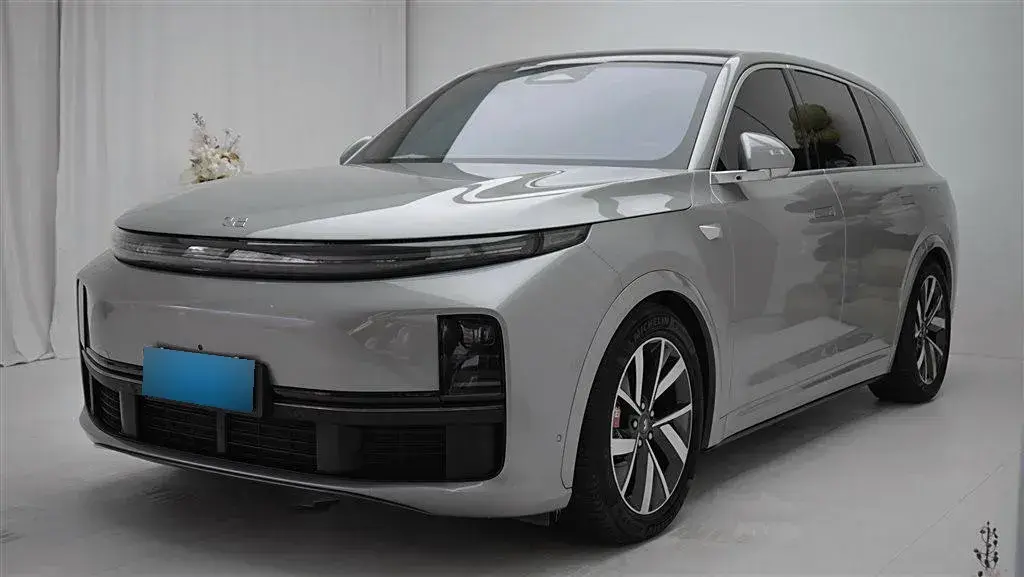 2023 Li L7 Range Extended 154HP REEV 40.9KWH
