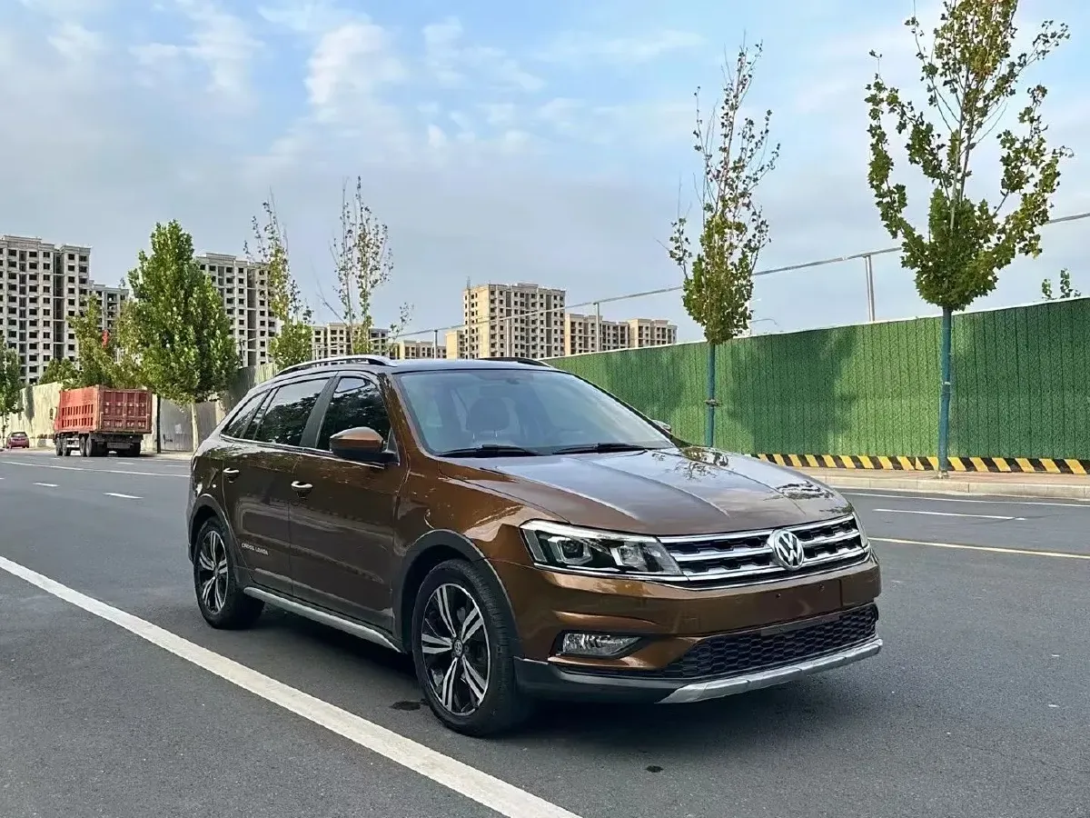 2016 Volkswagen Cross Lavida 1.4T 131HP L4 7DCT,autocango,china used car exporter,china ev exporter,chinese used car exporter,chinese used ev exporter