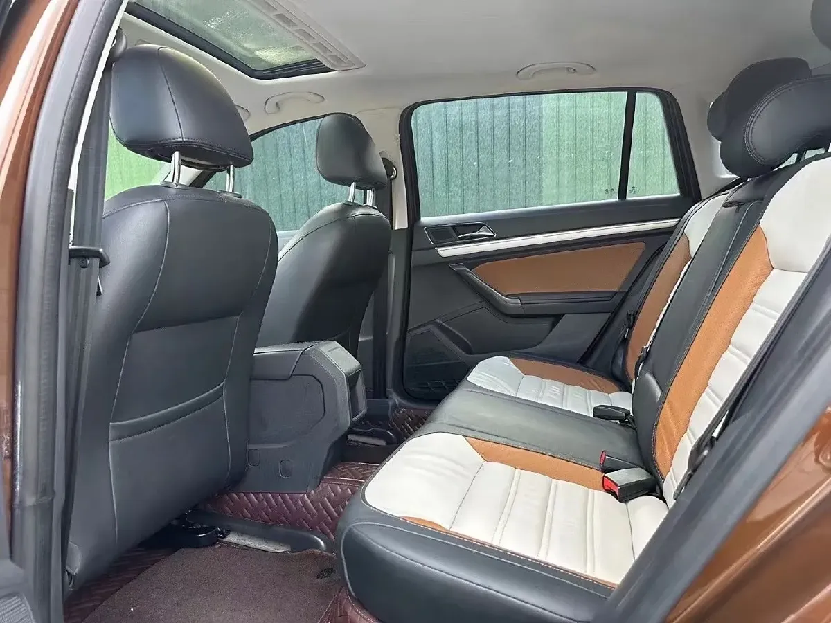 2016 Volkswagen Cross Lavida 1.4T 131HP L4 7DCT,autocango,china used car exporter,china ev exporter,chinese used car exporter,chinese used ev exporter