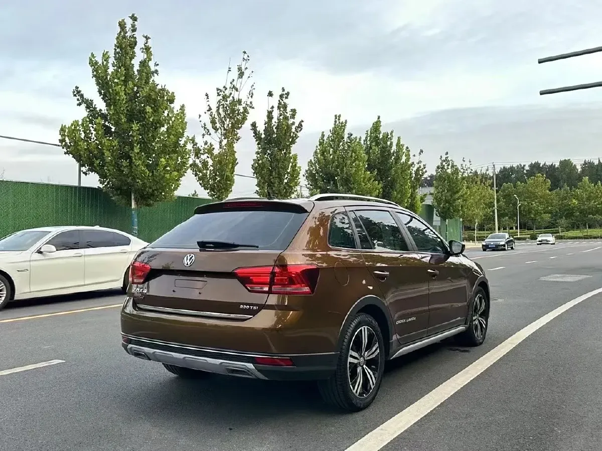 2016 Volkswagen Cross Lavida 1.4T 131HP L4 7DCT,autocango,china used car exporter,china ev exporter,chinese used car exporter,chinese used ev exporter