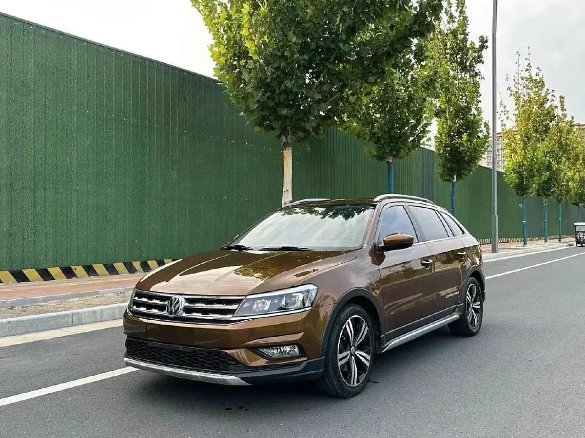 2016 Volkswagen Cross Lavida 1.4T 131HP L4 7DCT