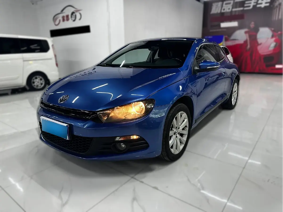 2011 Volkswagen Scirocco 1.4T 160HP L4 7DCT
