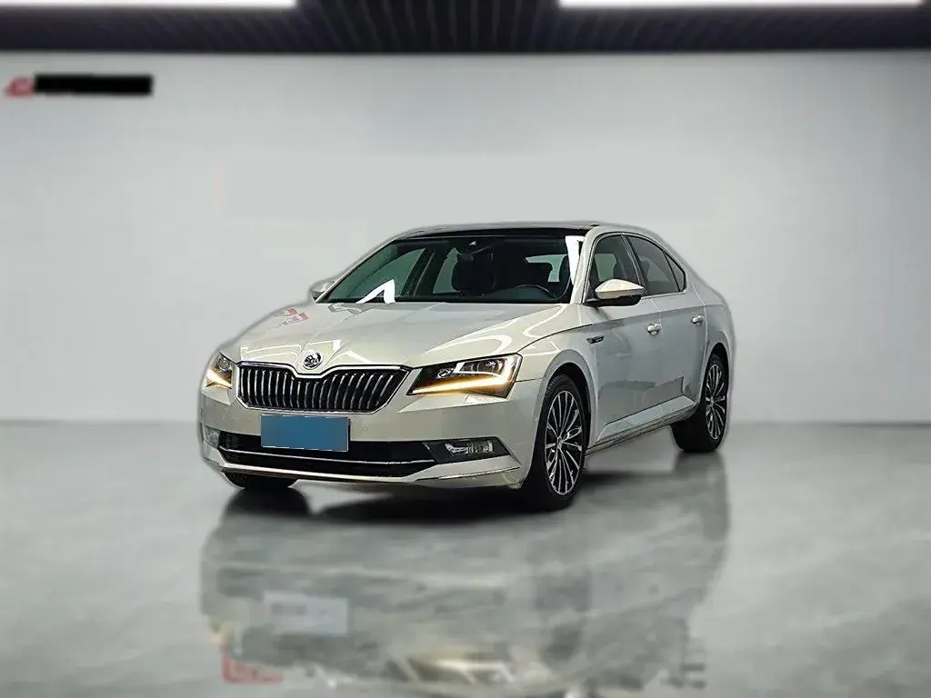 2016 Skoda Superb 1.8T 180HP L4 7DCT