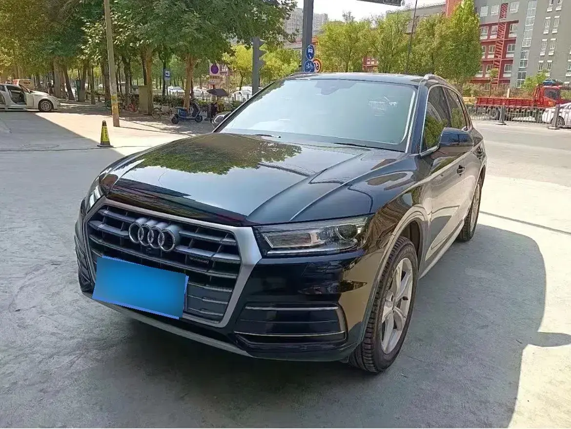 2018 Audi Q5L 2.0T 190HP L4 7DCT