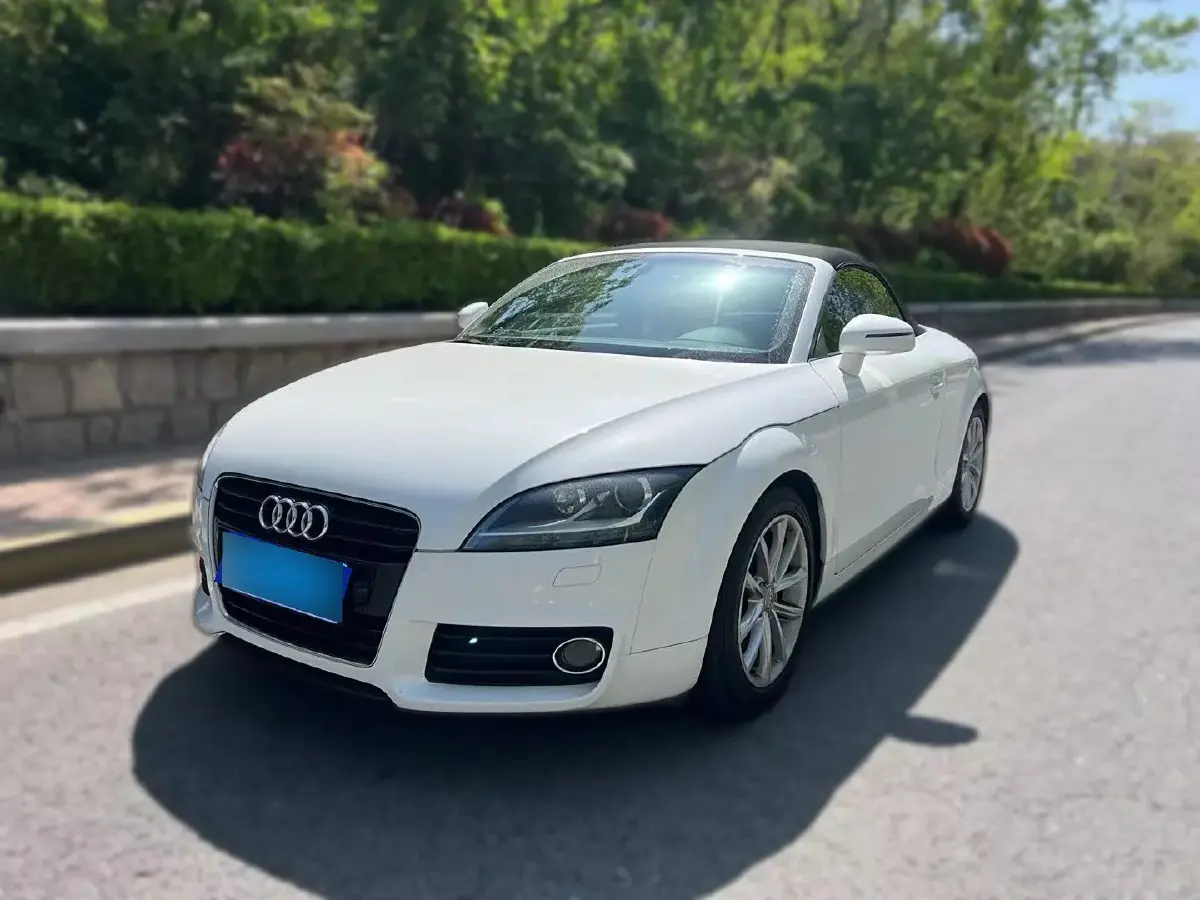 2012 Audi TT 2.0T 211HP L4 6DCT