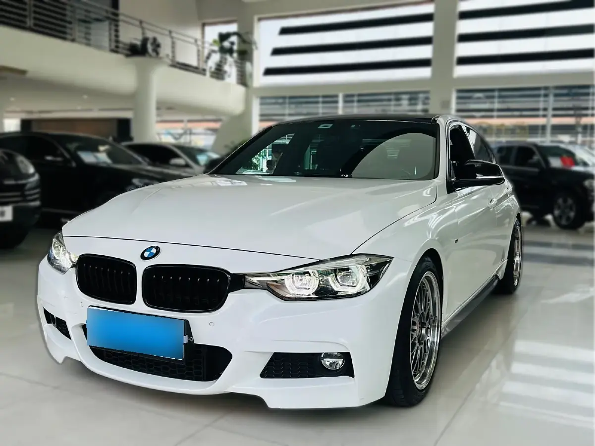 2018 BMW 3 Series 2.0T 184HP L4 8AT