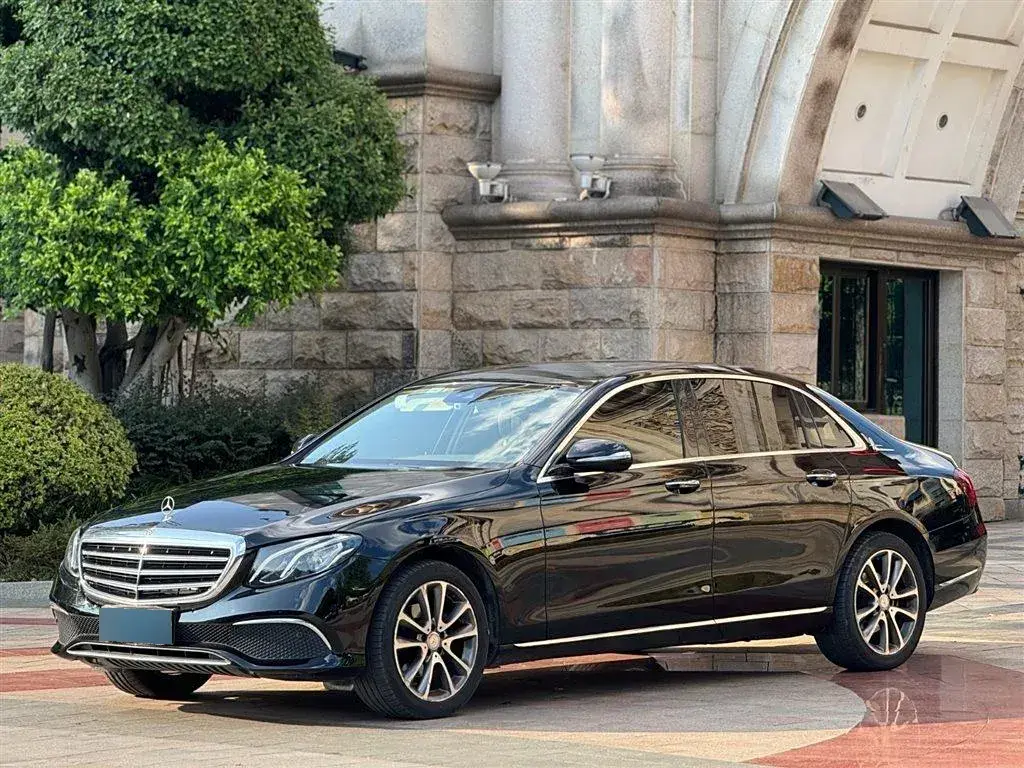 2016 Mercedes-Benz E Class 2.0T 184HP L4 9AT