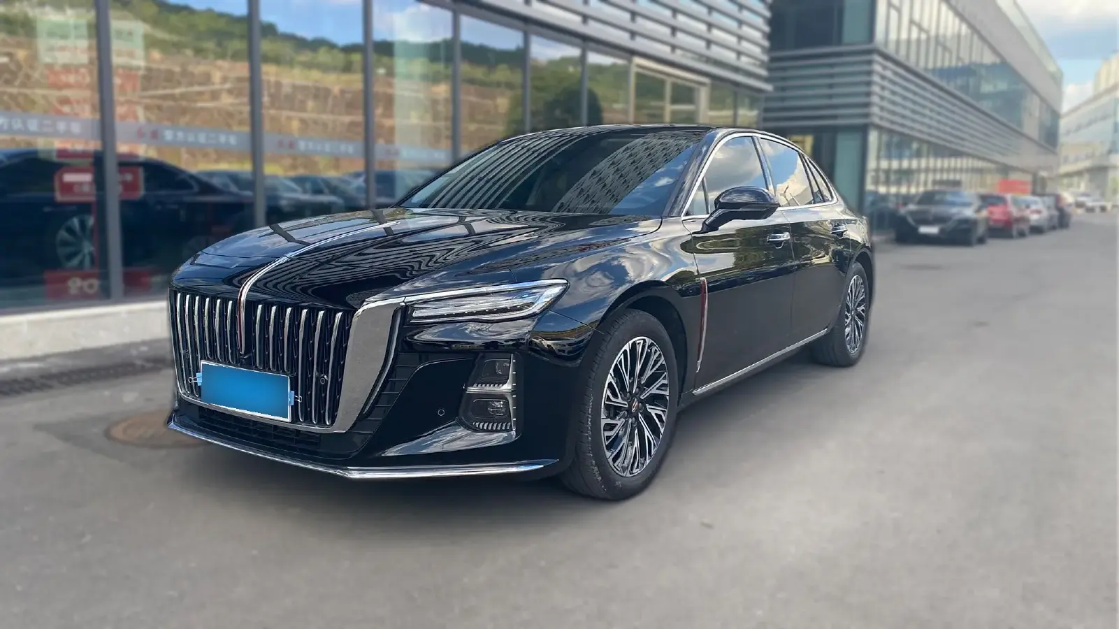 2024 HongQi H5 2.0T 224HP L4 8AT