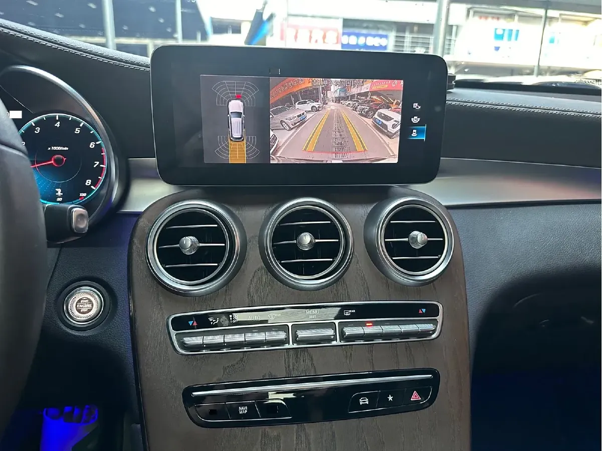 2022 Mercedes-Benz GLC Class 2.0T 258HP L4 9AT,autocango,china used car exporter,china ev exporter,chinese used car exporter,chinese used ev exporter