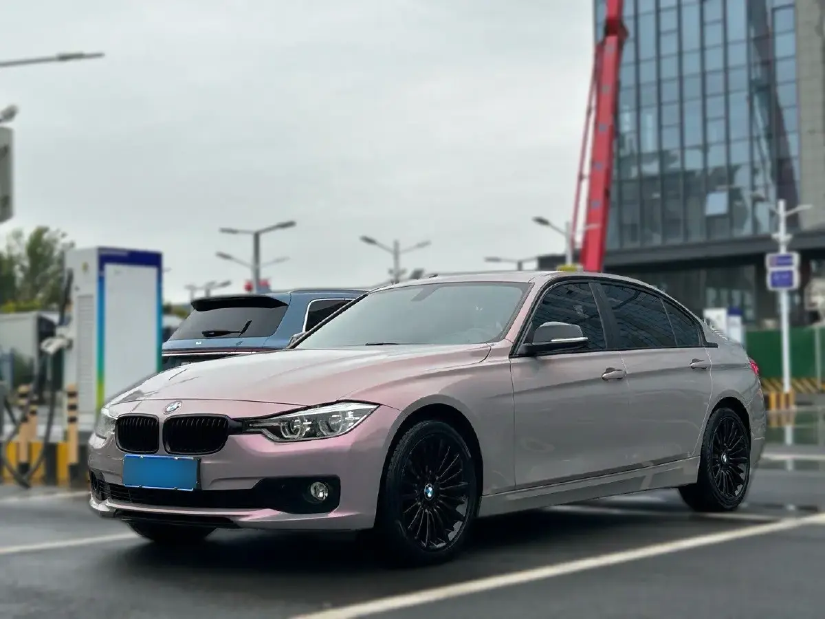 2018 BMW 3 Series 2.0T 184HP L4 8AT