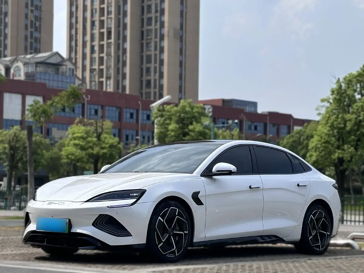 2023 BYD Seal BEV 82.5KWH