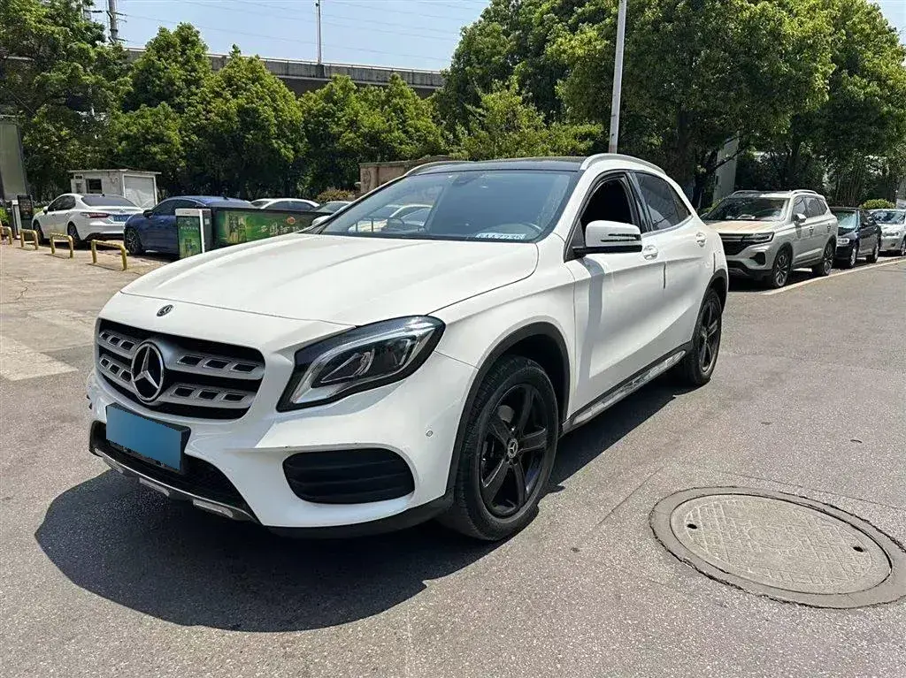 2019 Mercedes-Benz GLA Class 1.6T 156HP L4 7DCT