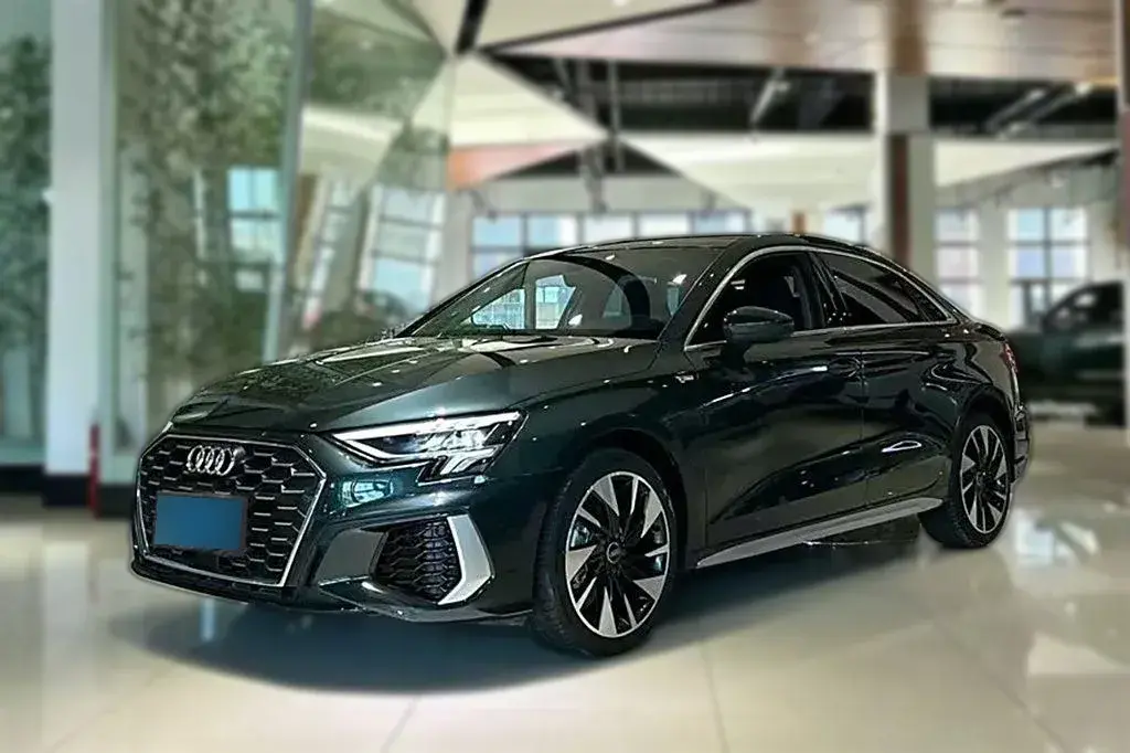 2022 Audi A3 1.4T 150HP L4 7DCT