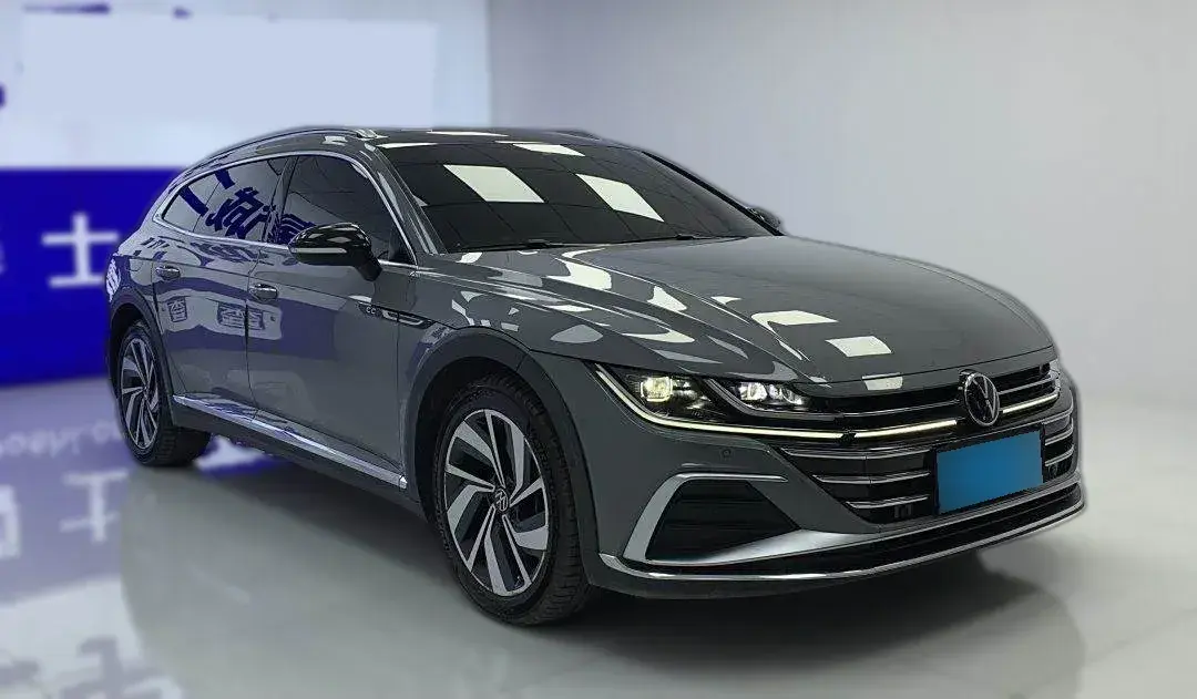 2021 Volkswagen CC 2.0T 220HP L4 7DCT