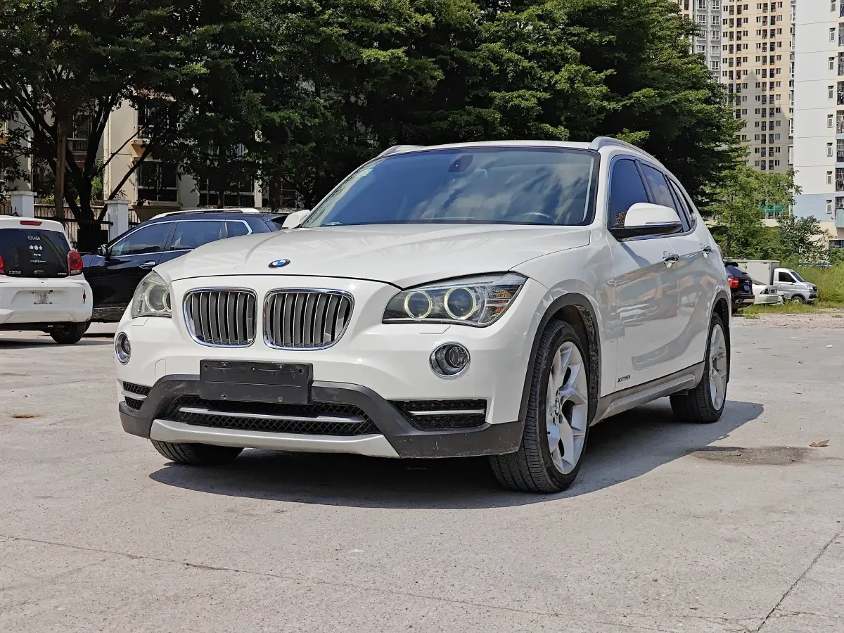 2013 BMW X1 2.0T 184HP L4 8AT