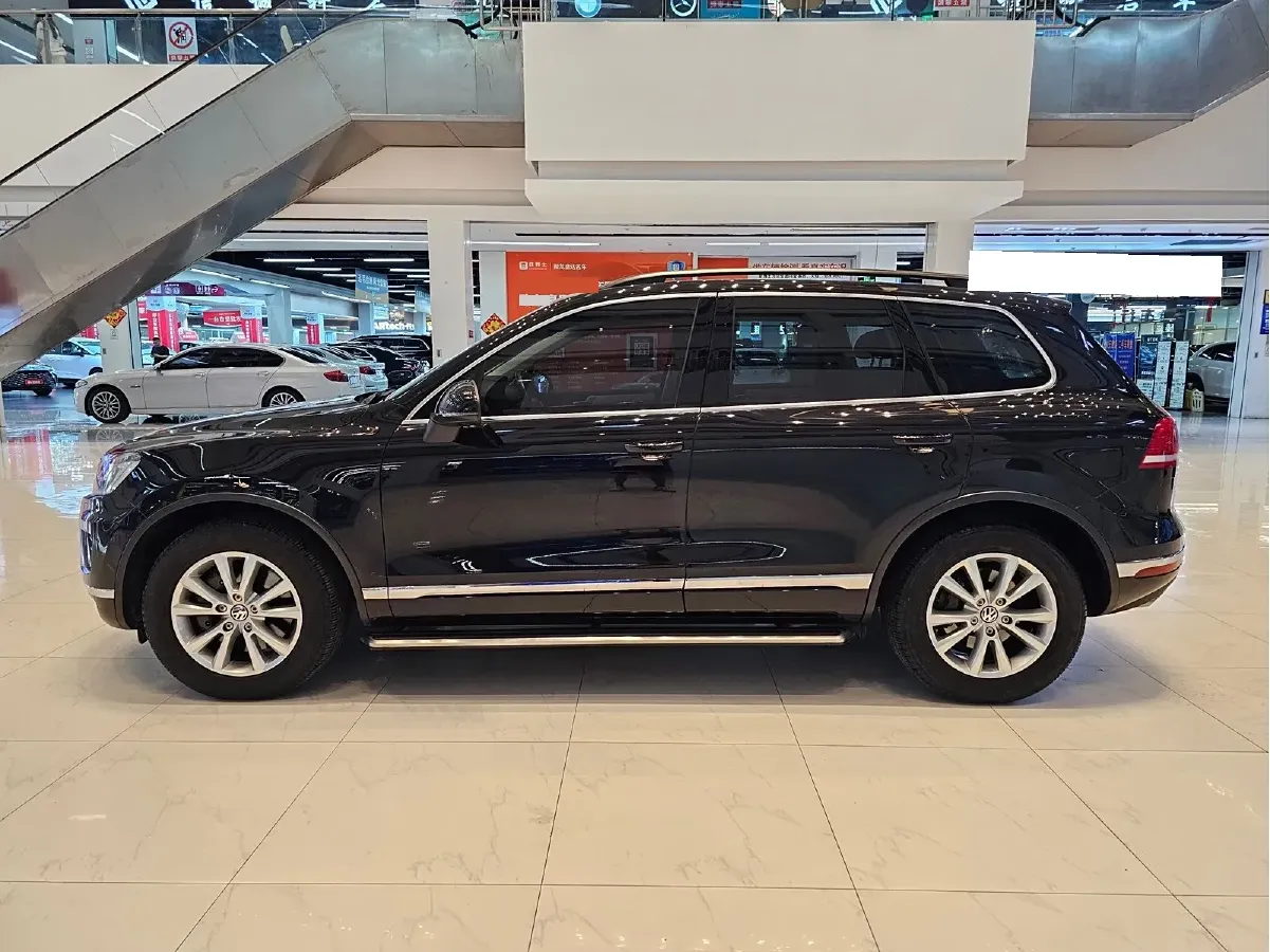 2017 Volkswagen Touareg 3.0T 320HP V6 8AT,autocango,china used car exporter,china ev exporter,chinese used car exporter,chinese used ev exporter