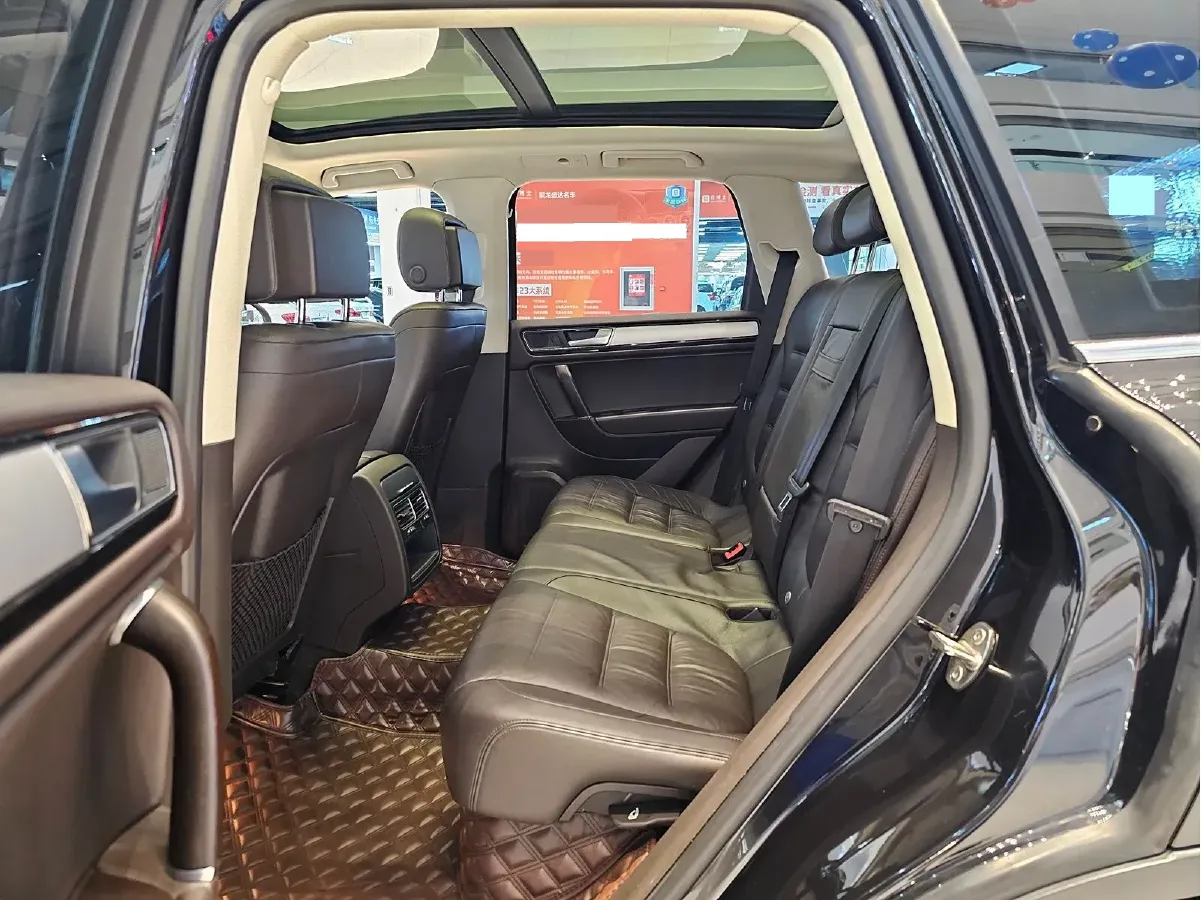 2017 Volkswagen Touareg 3.0T 320HP V6 8AT,autocango,china used car exporter,china ev exporter,chinese used car exporter,chinese used ev exporter