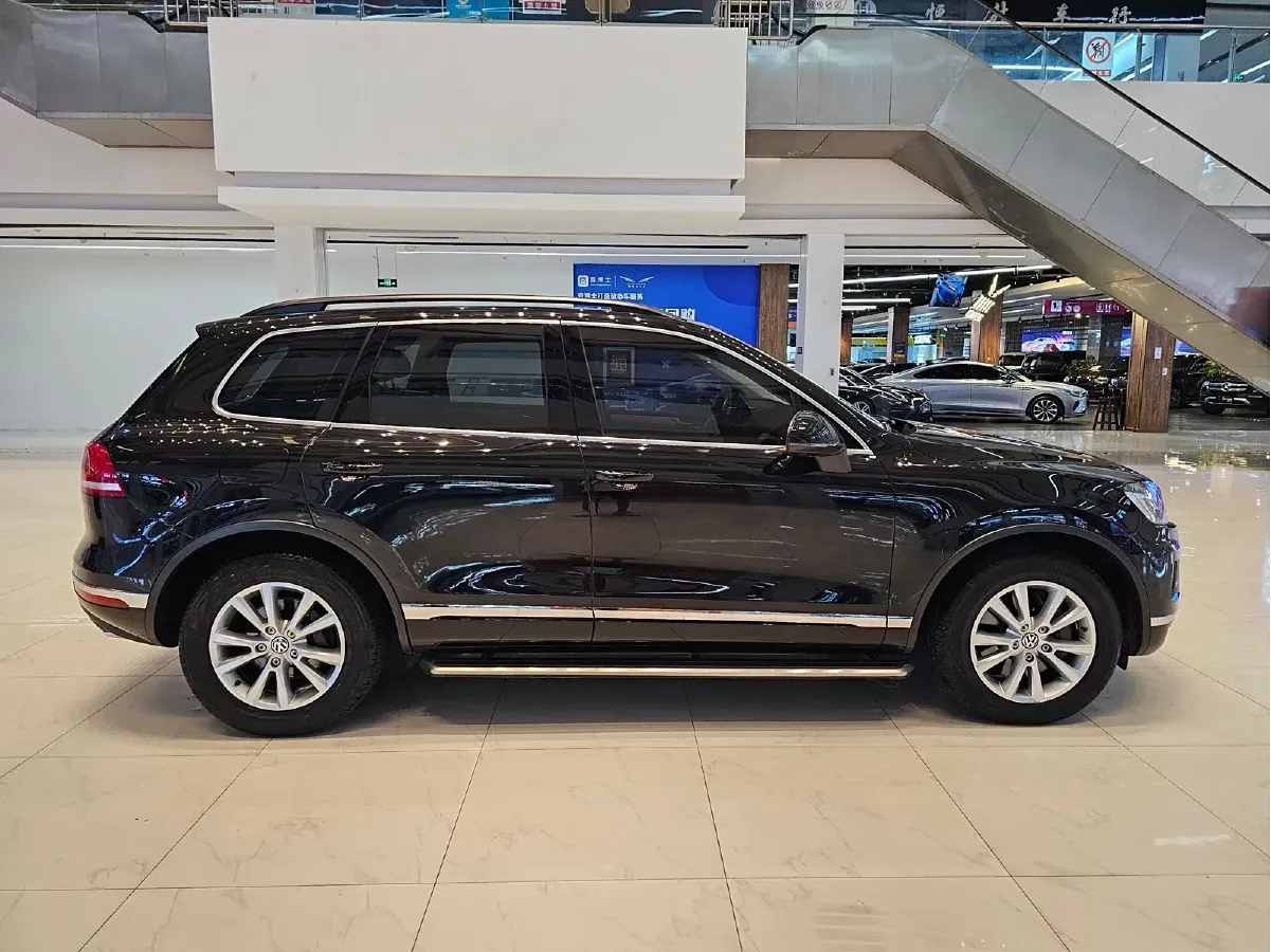 2017 Volkswagen Touareg 3.0T 320HP V6 8AT,autocango,china used car exporter,china ev exporter,chinese used car exporter,chinese used ev exporter