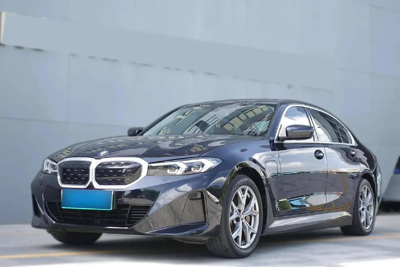 2022 BMW i3 BEV 70KWH