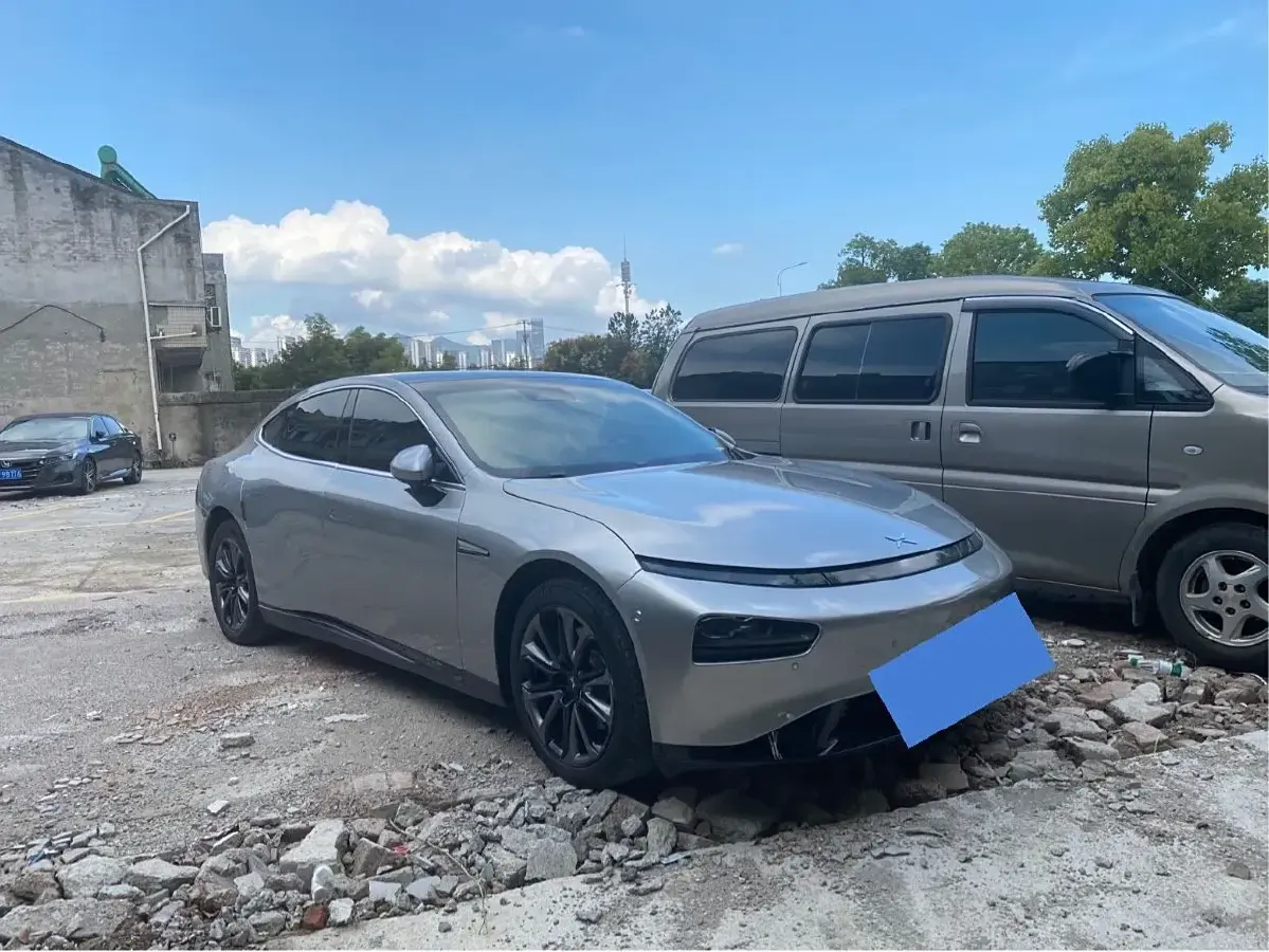 2022 Xpeng P7 BEV 83.1KWH