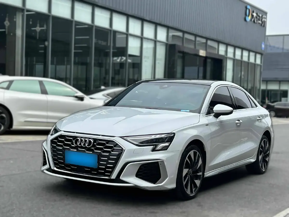 2022 Audi A3 1.4T 150HP L4 7DCT
