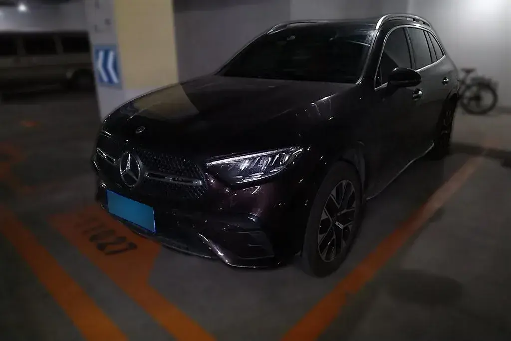 2023 Mercedes-Benz GLC Class 2.0T 204HP L4 9AT